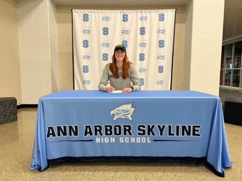 Skyline Seniors Face Increased Living Costs in Ann Arbor Heading in Graduation
