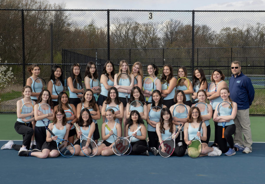 The+2023+Skyline+Girls+Tennis+Team.+Credit%3A+Lon+Horwedel.