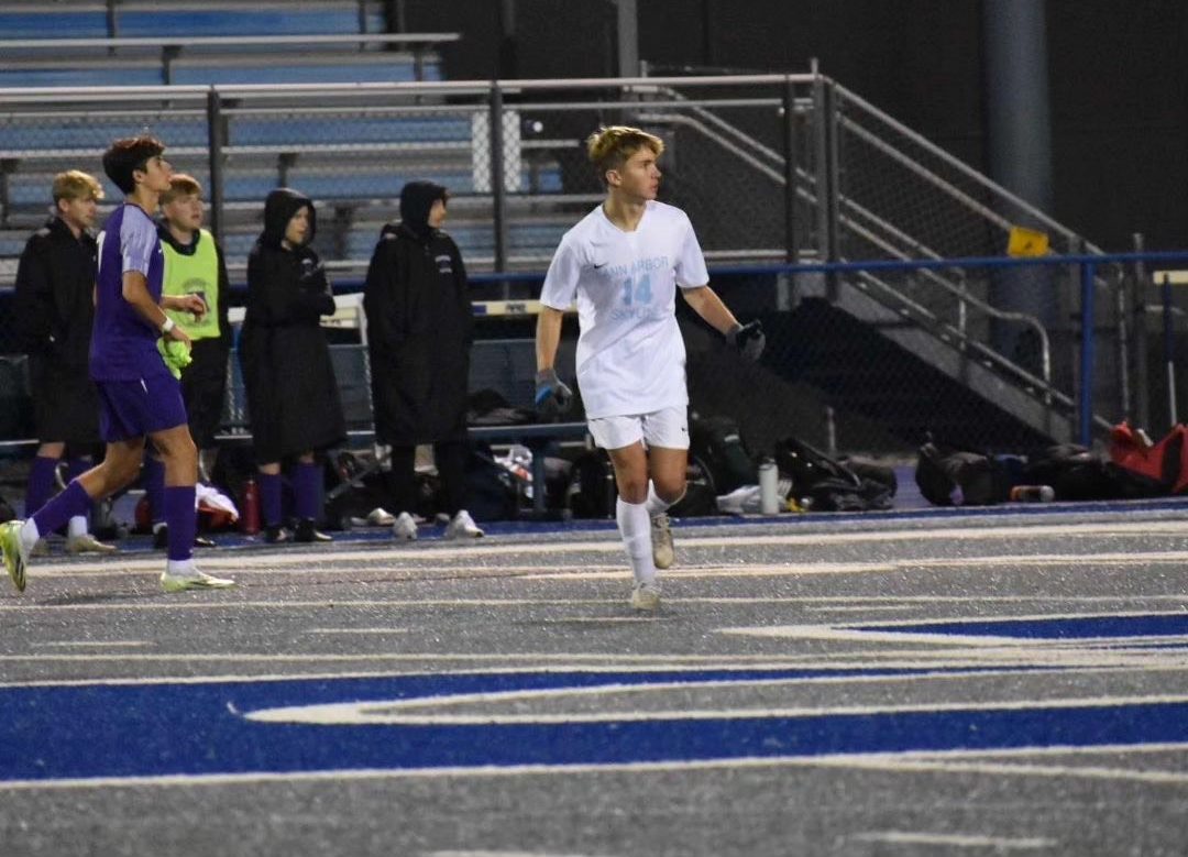 Ben Pawlowski (27) takes the field for Skyline Soccer. Credit: Lucy Serlin.