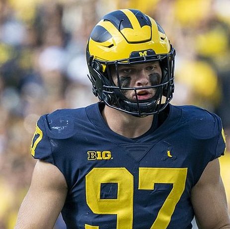 Aiden Hutchinson at U of M in 2021. 