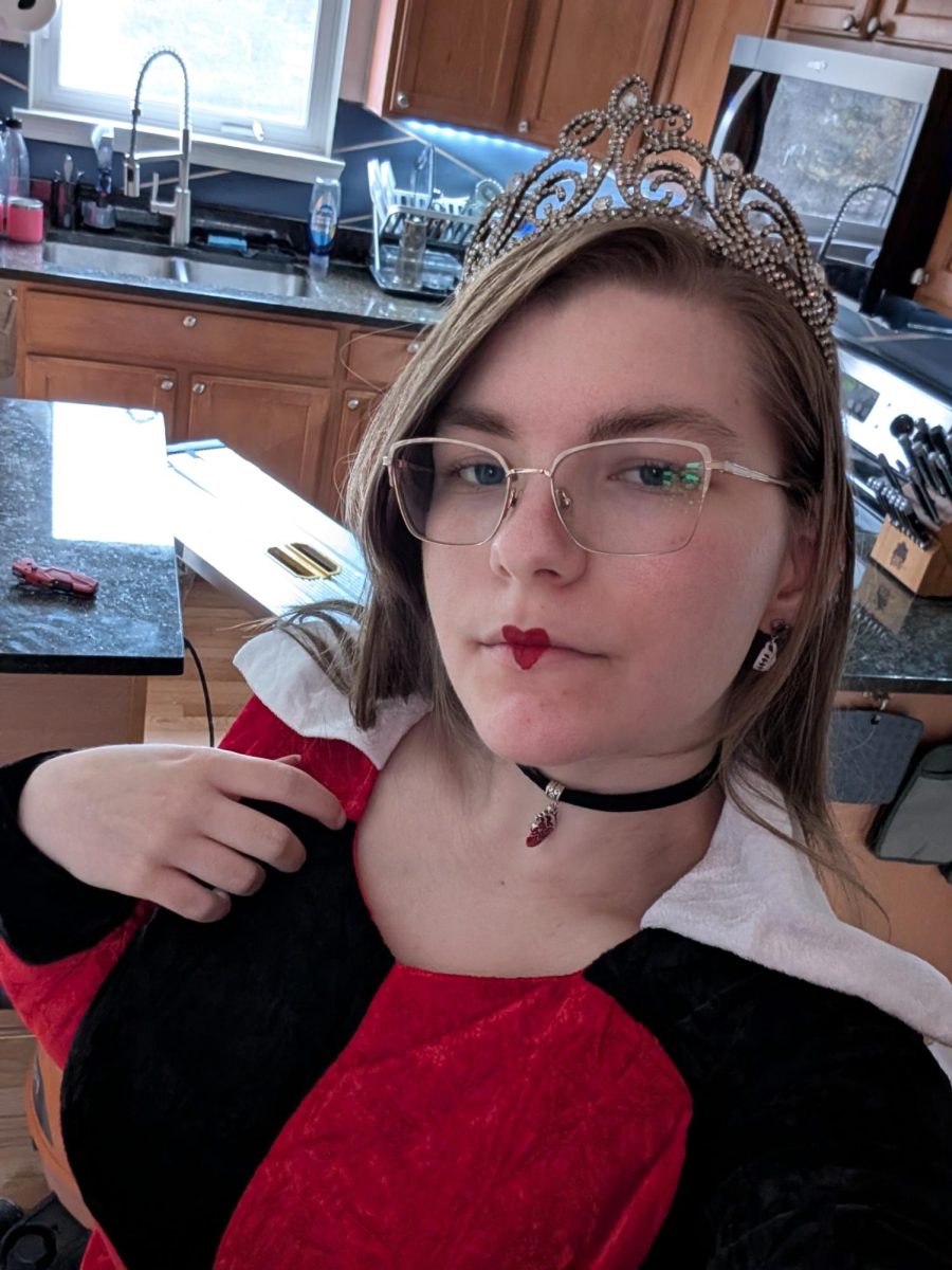 Alison Green ('26) dressed as the Queen of Hearts.
