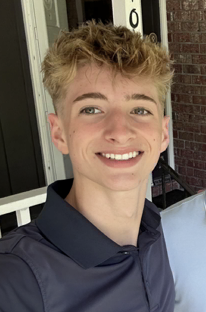 Henry Ward ('26) is a writer for the sports sections. He loves golfing and watching University of South Carolina football.